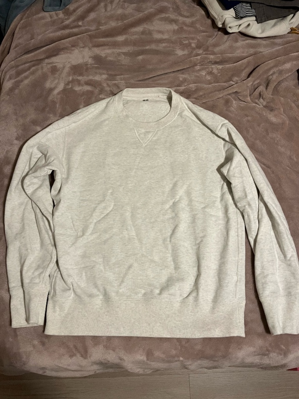 Uniqlo Plain Crewneck